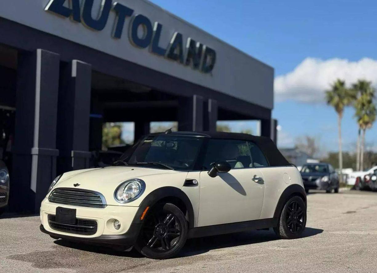 MINI COOPER CONVERTIBLE 2012 WMWZN3C57CT134568 image